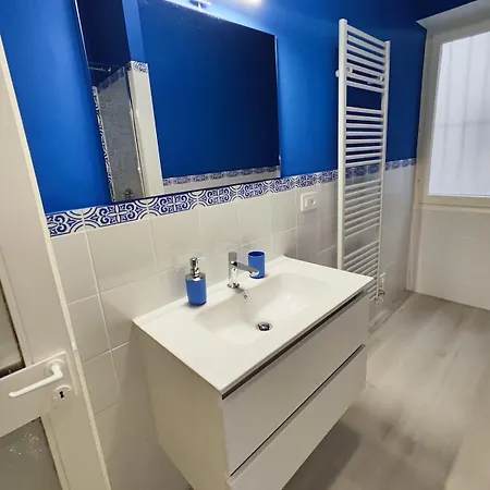 Carlo's Zr141 Market Apartment Sanremo