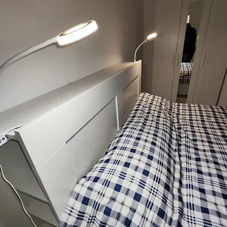 Carlo's Zr141 Market